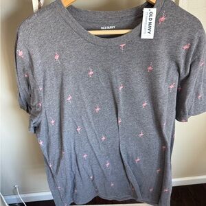 Old navy gray t shirt with pink flamingos NWT